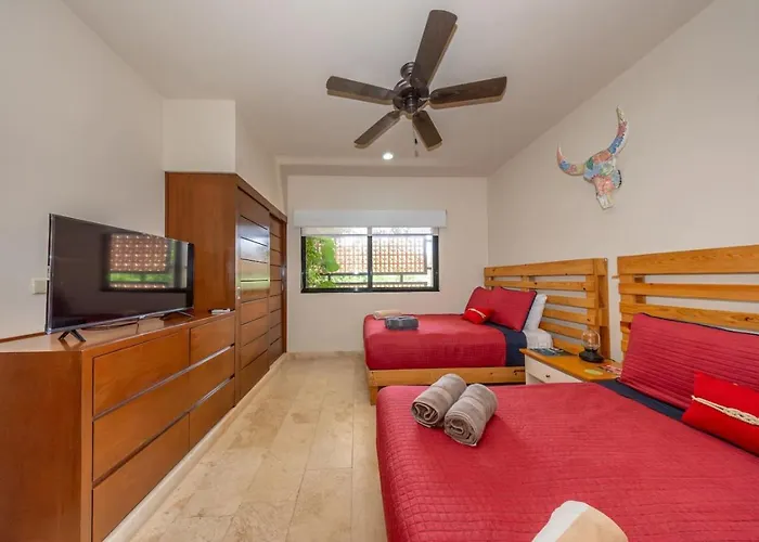 Spacious 2br With Pool And Private Balcony