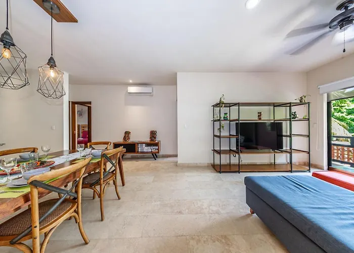Spacious 2br With Pool And Private Balcony *