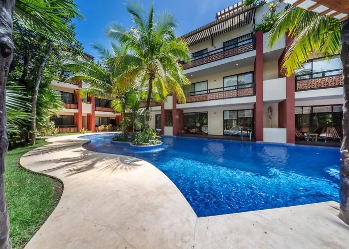 Spacious 2br With Pool And Private Balcony